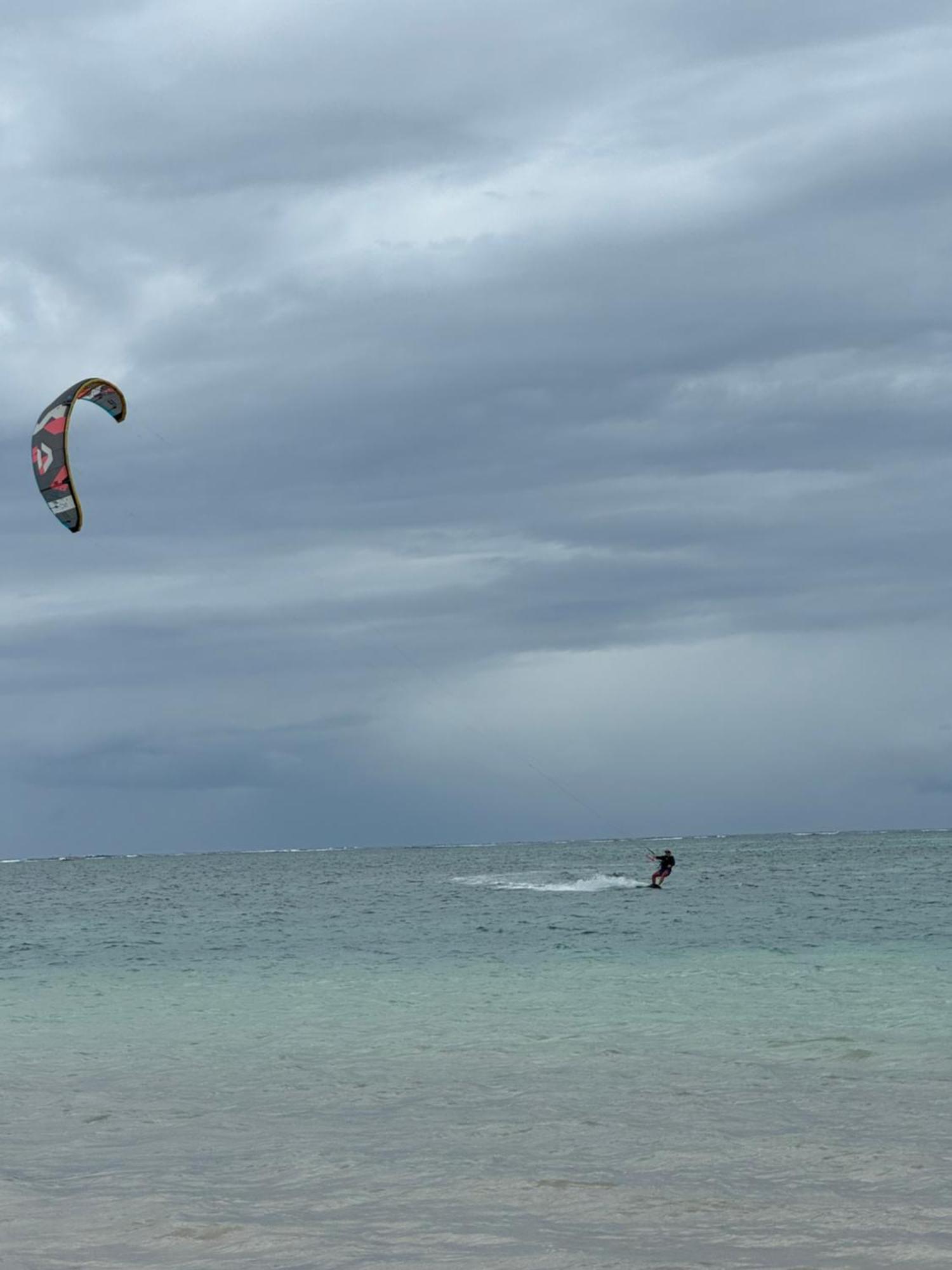 Ocean Paradise Beach Apartment Galu Luaran gambar